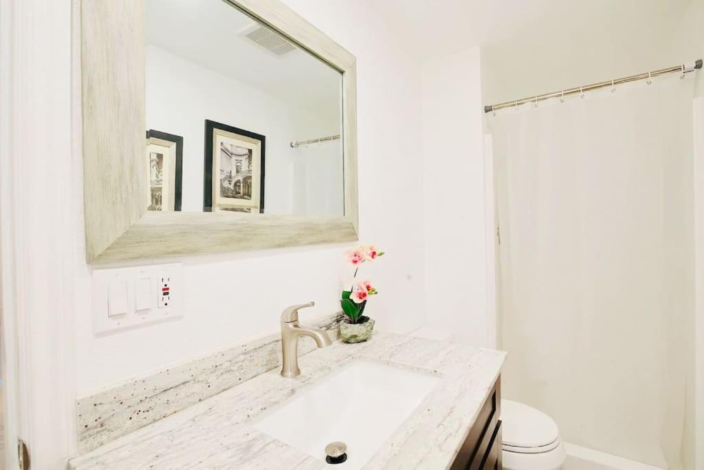 5 Rooms Villa Near Disneyland, Golf Course And Trial To Beach Santa Ana Exterior foto